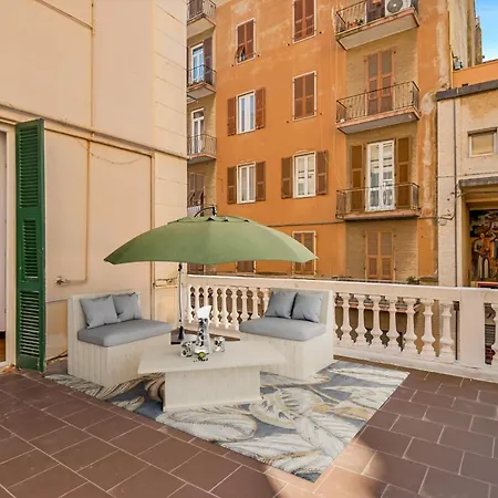 Redamare In The Center Of The Affittacamere *